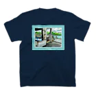 I FUJIMORI ONLINE SHOPのColor of IZU Tシャツ「魚市場の釣り人」 Regular Fit T-Shirtの裏面