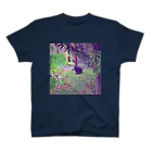 よるのみずべのいつものあのこ Regular Fit T-Shirt