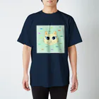 D-signの白猫ちゃんと魚 スタンダードTシャツ