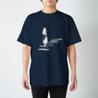 きょうは、なにをきようか。の少女は歩く（ホワイト） スタンダードTシャツ