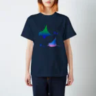 Medusasの優雅に泳ぐマンタ Regular Fit T-Shirt