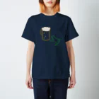 ebiyumi5037のカエルとビール Regular Fit T-Shirt