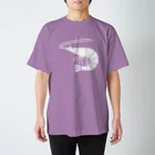 大森巳加商店（Ohmori Mika Shouten)のエビ（シロ） Regular Fit T-Shirt