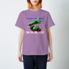 Curiou$のWhat's up Bri? わさび？ Regular Fit T-Shirt