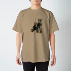 藤咲良のエスケープ倶楽部所属、吾輩は猫である。 Regular Fit T-Shirt