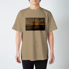 14ひきの刺身の白夜の終わりの夕暮れ Regular Fit T-Shirt