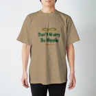 mixethnicjamamaneseのオリジナルロゴシリーズ　don't worry be hippie スタンダードTシャツ