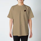 豆大福ショップの松ぼっくりワンポイントTシャツ Regular Fit T-Shirt