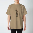 膝小僧の鳥越さん Regular Fit T-Shirt