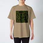 WAMI ARTの猫迷彩グリーンベース Regular Fit T-Shirt