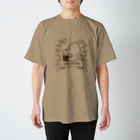 マヅメ ミユキ | atelier paccaのOLD BOOK（ブラウン） Regular Fit T-Shirt