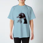 ヤママユ(ヤママユ・ペンギイナ)の伊達なマカロニペンギン Regular Fit T-Shirt