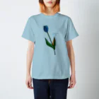 Little Penguin SouvenirのBlue Tulip Regular Fit T-Shirt