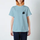 NORA-SAUNAの【絵柄小さめ】いつも心にNORA-SAUNA Regular Fit T-Shirt