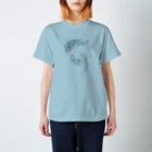 pier21の花マスク少女 Regular Fit T-Shirt