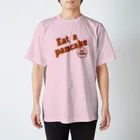 カフェ　マチルダのマチルダオリジナルTシャツ茶色ロゴ Regular Fit T-Shirt