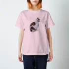 nekousagi*∩..∩のトラミ兄ちゃん自画像？ラベンダー【nekousagi*∩..∩ロゴ入り】 Regular Fit T-Shirt