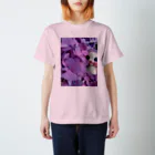 メルティカポエミュウのキャンディ(紫陽花から見つめる) Regular Fit T-Shirt