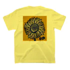 3eyesのSunflower（背面） Regular Fit T-Shirtの裏面