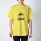 kittoのくつろぎの白ムギュ王子 Regular Fit T-Shirt