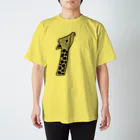 shechewsの上が気になるキリン Regular Fit T-Shirt