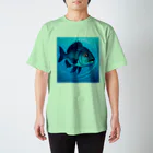 UMI no Palette（ウミのパレット）のChinu Glide - 夏の海を駆けるクロダイ Regular Fit T-Shirt