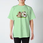 tiMo'sのお悟り猫たちのおやつタイム スタンダードTシャツ