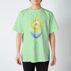 NIKORASU GOのフラワーデザイン「黄色の花」 Regular Fit T-Shirt