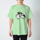 penguininkoの仲良しのケープペンギンさんたち🐧🐧① スタンダードTシャツ