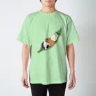 Lichtmuhleのえんどう豆とモルモット Regular Fit T-Shirt