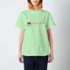 ヤママユ(ヤママユ・ペンギイナ)のボエボエはフンボルト属の証。(フンボルト) Regular Fit T-Shirt