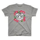 白虎堂の茶目虎⁻椿⁻ スタンダードTシャツ