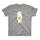 SUIMINグッズのお店の【大】エビフライをさわやかに運ぶねこ Regular Fit T-Shirt