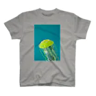 水島ひねのネオンクラゲ Regular Fit T-Shirt