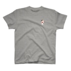 SUIMINグッズのお店の【小】まぐろの握り寿司を自慢げに運ぶねこ Regular Fit T-Shirt