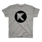 KAIZER STRONG BAHTのKAIZER STRONG BAHT (Circle/Black) Regular Fit T-Shirt