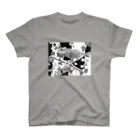 線描屋（ペン画）  ChirikoMatsuno のカメレオン Regular Fit T-Shirt