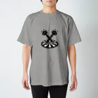 QROOVYのDART NUKO 黒猫くんダーツ Regular Fit T-Shirt