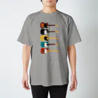 MOCOPOCOのギターがズラリ（色違い） Regular Fit T-Shirt