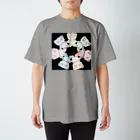 イエローパンダ スマイルのイエローパンダとなかまたち Regular Fit T-Shirt