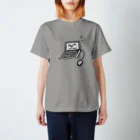 はるのお仕事です Regular Fit T-Shirt