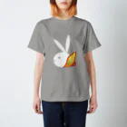 しらきのおみせ【SUZURI店】のFire Rabbit スタンダードTシャツ