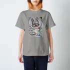 ｱﾄﾐｯｸﾓﾃﾞﾙ ﾄﾞｯｸﾞｽｸｰﾙのスケボー犬 Lands 1st Skateboarding Dog On The MOON Regular Fit T-Shirt