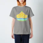 Lily bird（リリーバード）の蜂蜜レモンかき氷 Regular Fit T-Shirt