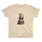猫神の猫神レインボー Regular Fit T-Shirt