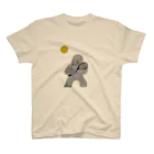 チイラボストアのplaying tennis dog スタンダードTシャツ