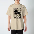 ムラヤマ キックのQUEEN Regular Fit T-Shirt