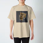 やました。のTIGER Regular Fit T-Shirt