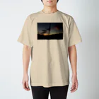 下駄の日没 Regular Fit T-Shirt