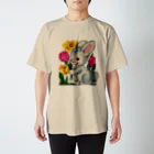 nicherϋのレトロアニマル✻うさぎ Regular Fit T-Shirt